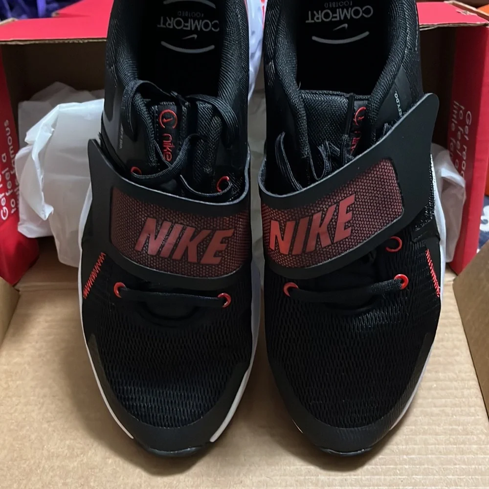 Nike Men’s Retaliation 4 Training Shoe - Picture 2 of 6